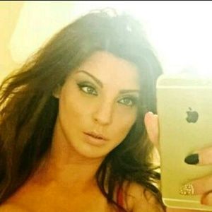 Meet your Posher, Lola